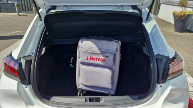 Peugeot 208 Affaire image 7