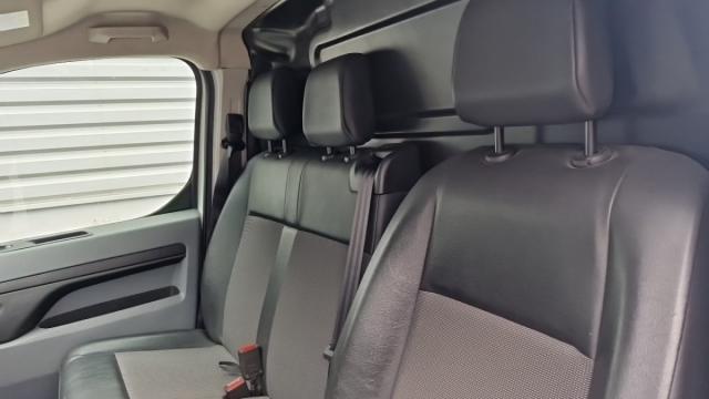 Peugeot Expert image 3