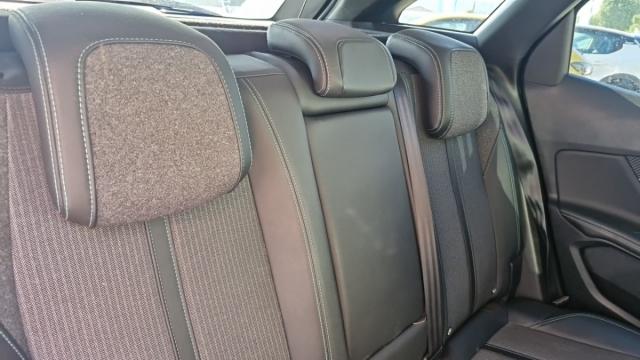Peugeot 3008 image 3