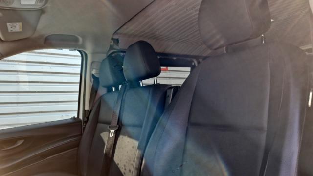 Mercedes Benz Vito image 9