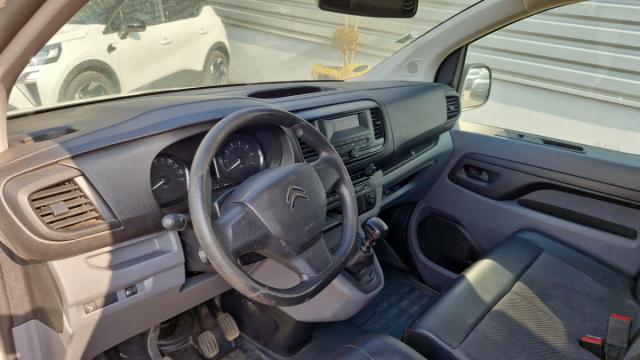Citroen Jumpy image 9
