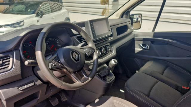 Renault Trafic image 3