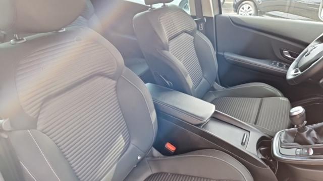 Renault Grand Scénic image 5