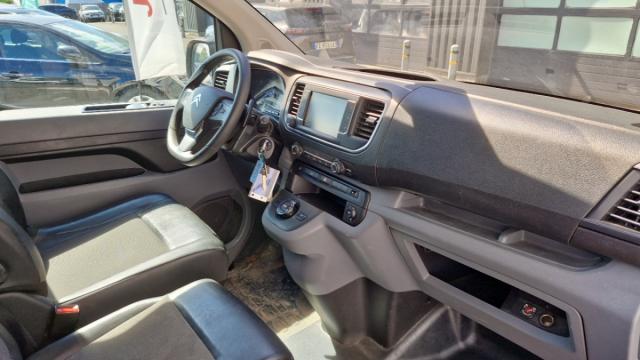 Citroen Jumpy image 2