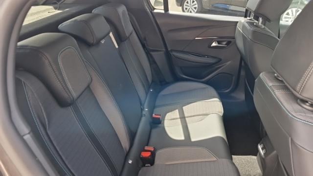 Peugeot 208 image 6