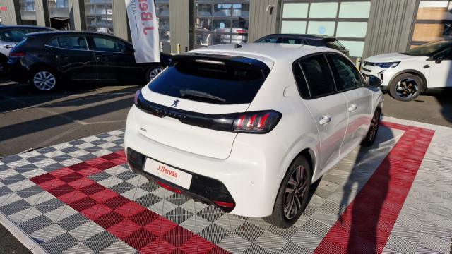 Peugeot 208 image 3