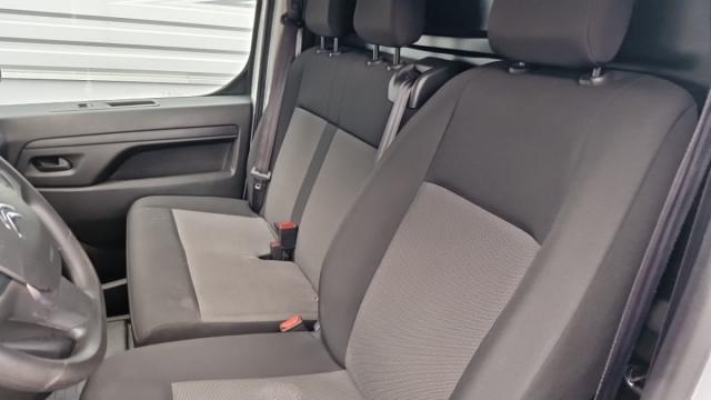 Citroen Jumpy image 2