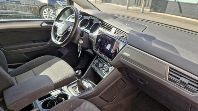 Volkswagen Touran image 7