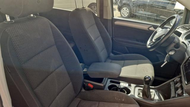 Volkswagen Touran image 6