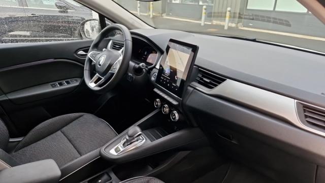Renault Captur image 8