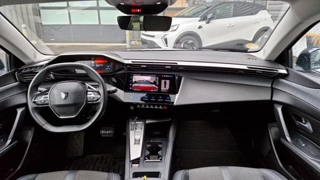 Peugeot 308 image 3