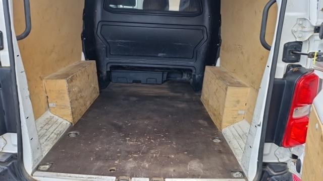 Citroen Jumpy image 3