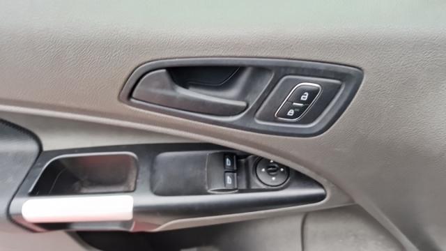 Ford Transit Connect image 5