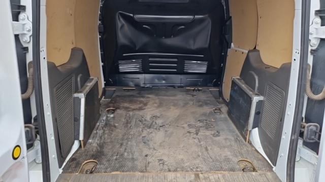 Ford Transit Connect image 7