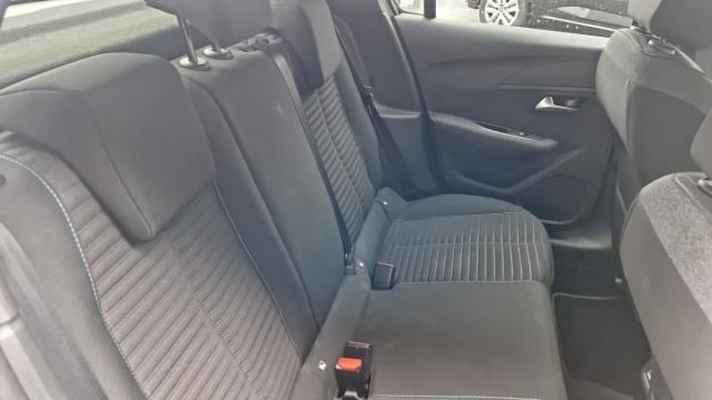 Peugeot 208 image 3