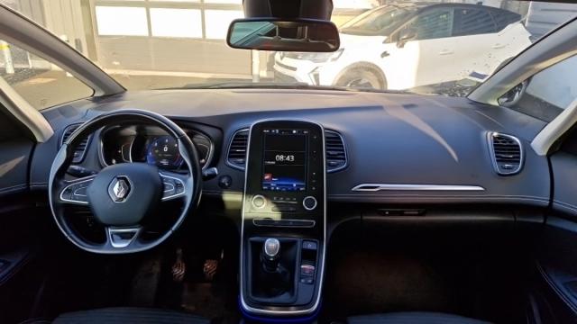 Renault Grand Scénic image 1