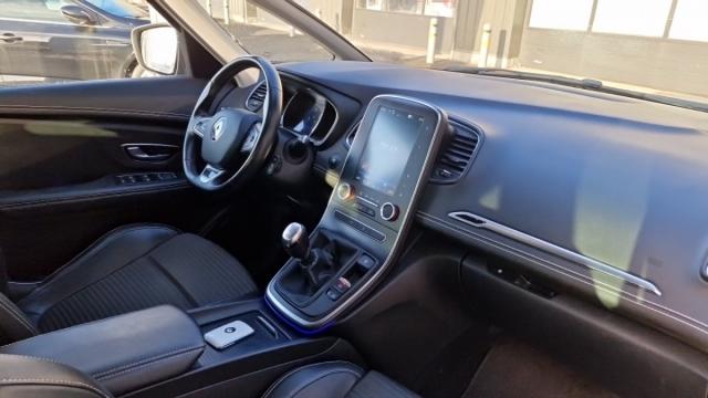 Renault Grand Scénic image 4