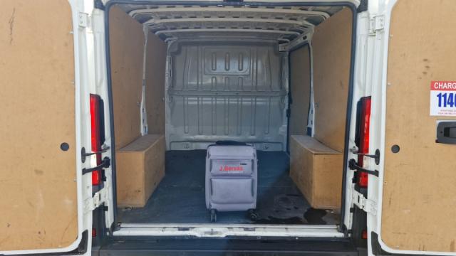 Peugeot Boxer image 9