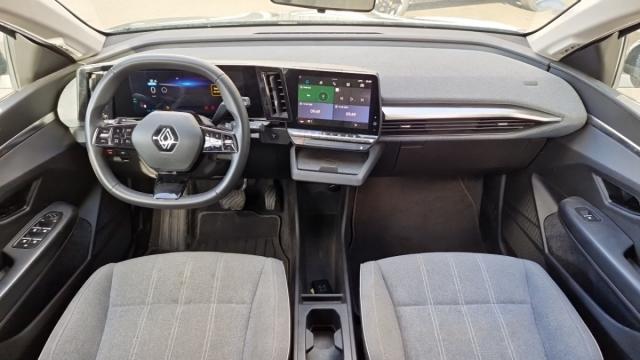 Renault Mégane E-Tech image 4