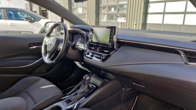 Toyota Corolla image 9