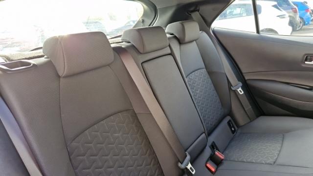 Toyota Corolla image 7