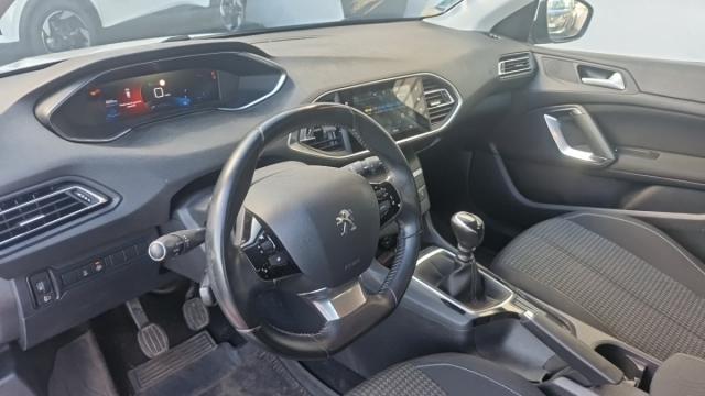 Peugeot 308 Sw image 1