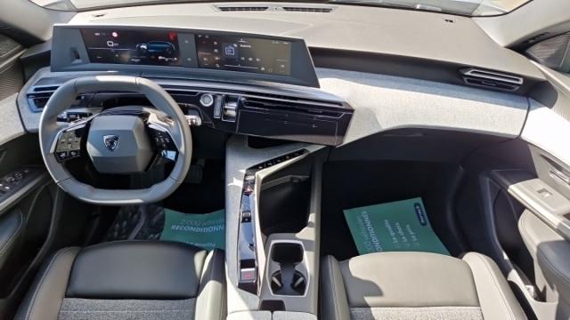 Peugeot 5008 image 6