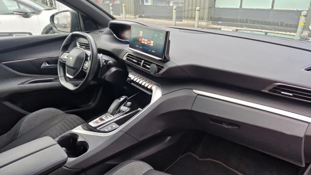 Peugeot 5008 image 7