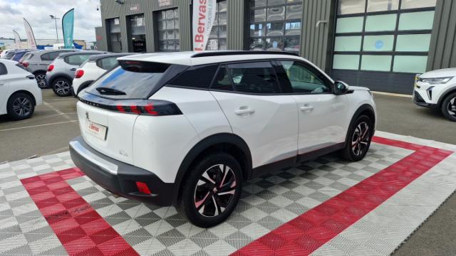 Peugeot 2008 image 3