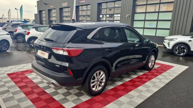 Ford Kuga image 3