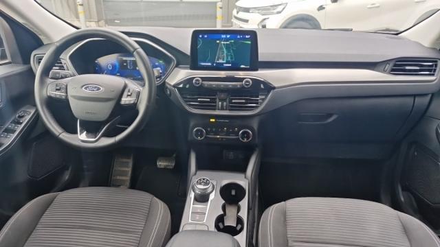 Ford Kuga image 5