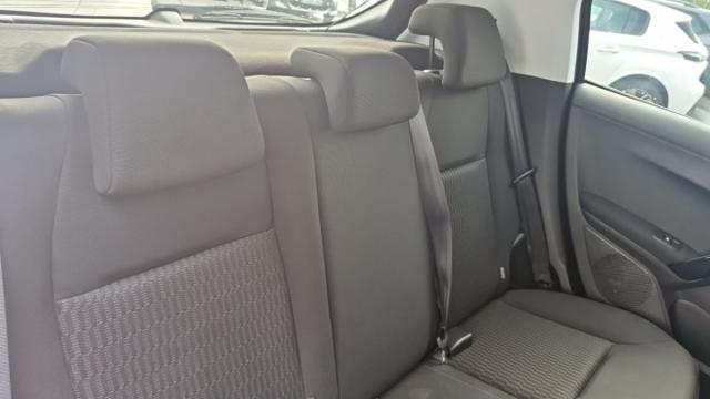 Peugeot 208 image 8