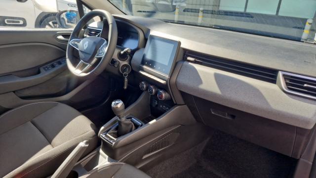 Renault Clio image 6