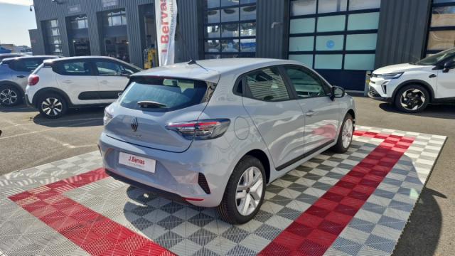 Renault Clio image 8