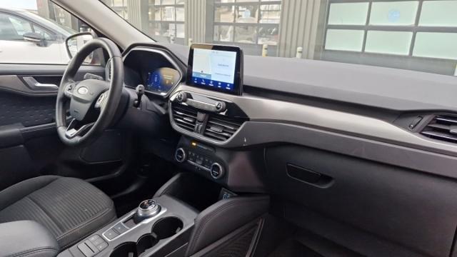 Ford Kuga image 5