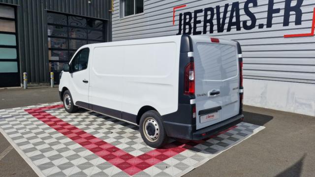 Renault Trafic image 9