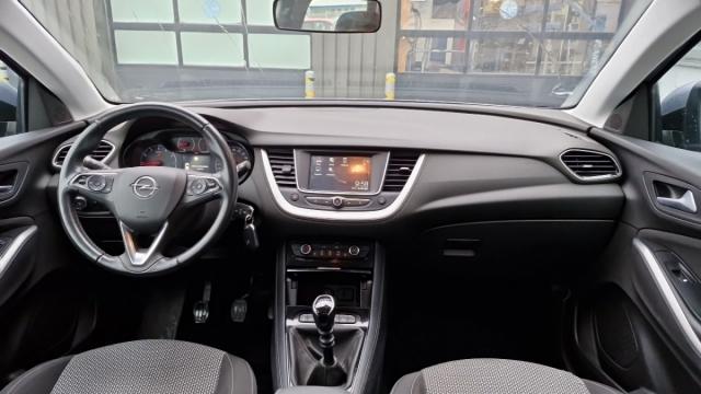 Opel Grandland image 6