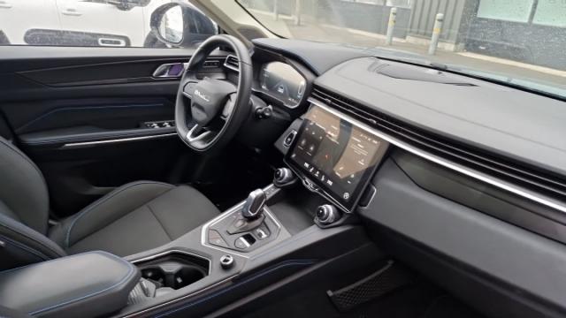 Lynk & Co 01 image 2