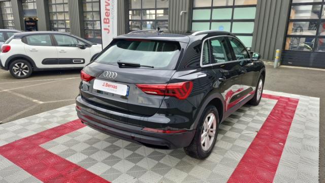 Audi Q3 image 8