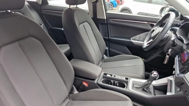 Audi Q3 image 1