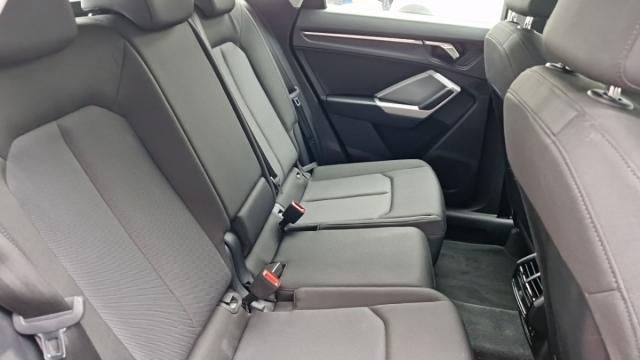 Audi Q3 image 2