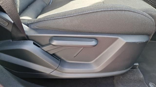 Lynk & Co 01 image 8