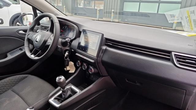 Renault Clio image 6