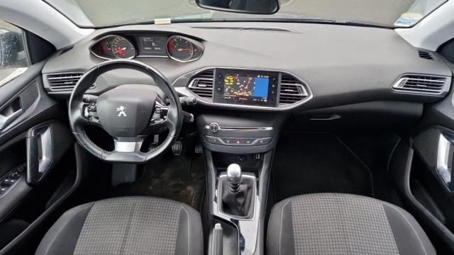 Peugeot 308 image 3