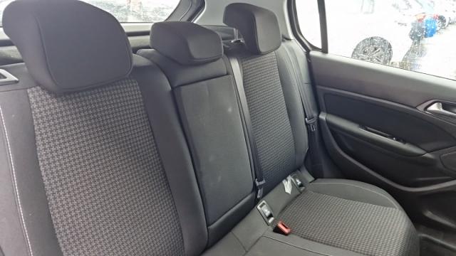 Peugeot 308 image 6