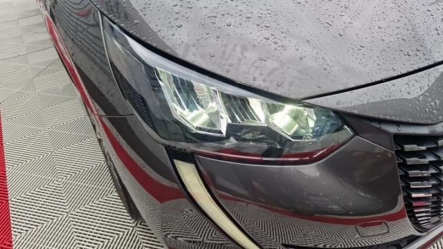 Peugeot 208 image 1