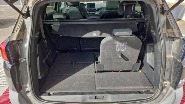 Peugeot 5008 image 5