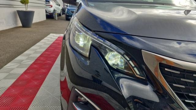 Peugeot 5008 image 4