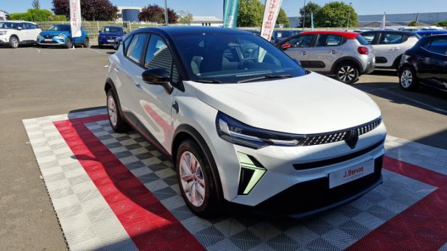 Renault Captur image 2