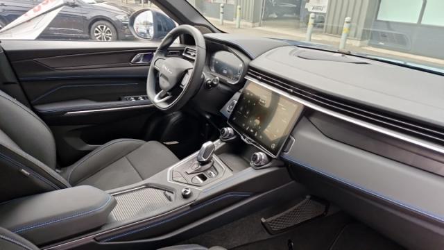 Lynk & Co 01 image 1